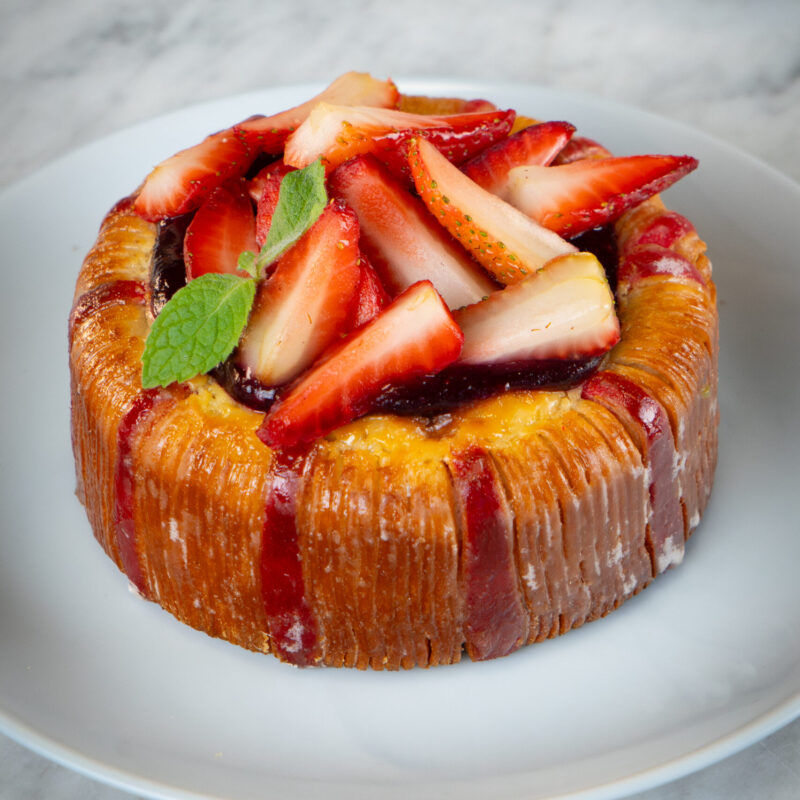 DANESSA ROYAL DE CHEESECAKE CLASICO Y FRESAS CON MENTA