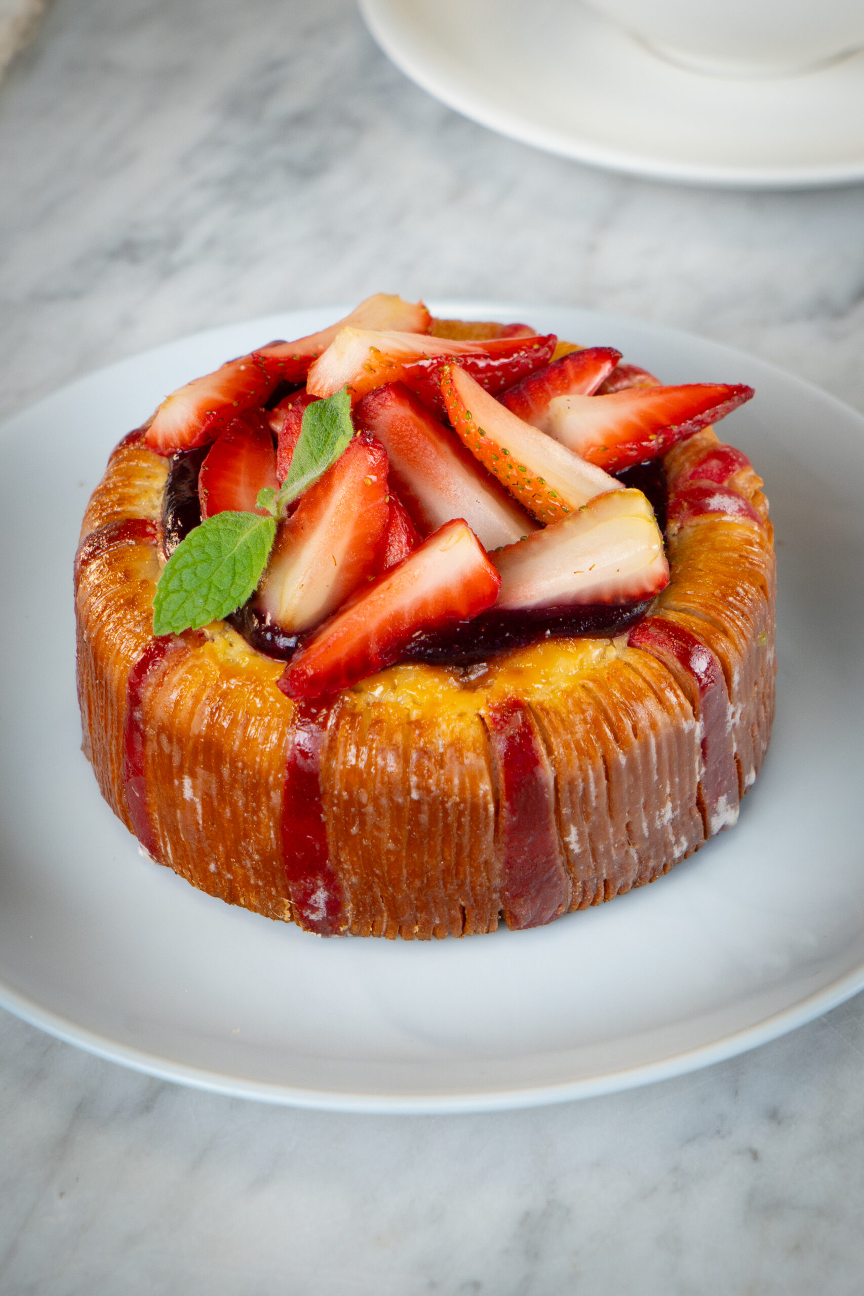 DANESSA ROYAL DE CHEESECAKE CLASICO Y FRESAS CON MENTA