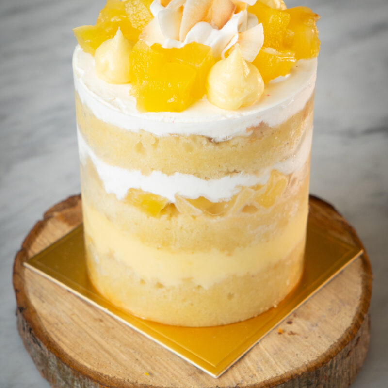 CAKE PIÑA COLADA
