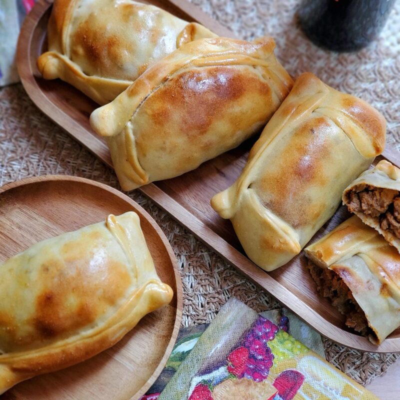 EMPANADA CHILENA PINO (CARNE PICADA)